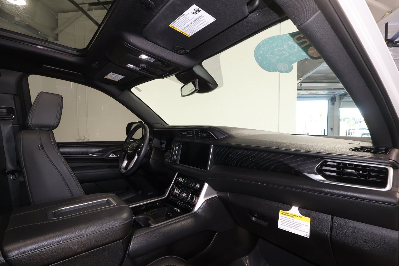 Used 2024 GMC Yukon Denali AWD/4WD image 30