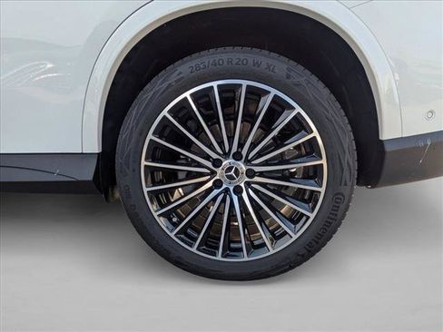 New 2026 Mercedes-Benz GLC 300 image 9