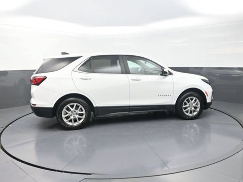 Used 2024 Chevrolet Equinox LT AWD/4WD image 9