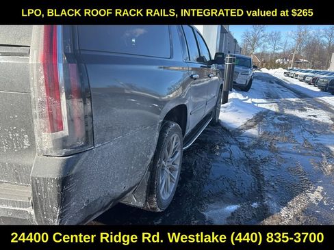 Used 2019 Cadillac Escalade ESV Luxury w/ Escalade Sport Edition image 6