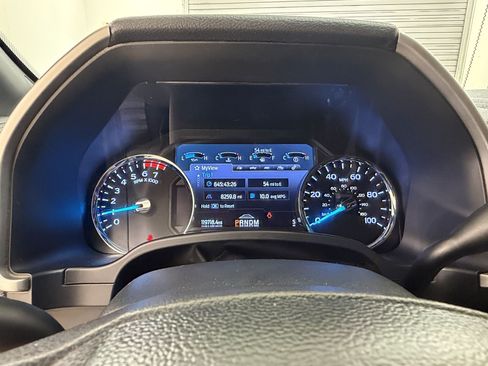Used 2022 Ford F250 Lariat w/ Lariat Ultimate Package AWD/4WD image 23