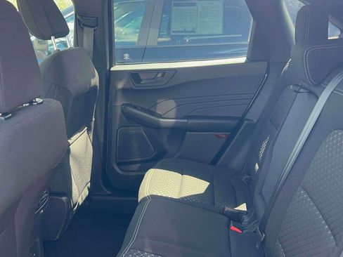 Used 2023 Ford Escape Active AWD/4WD image 28