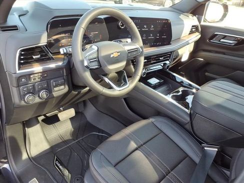 New 2026 Chevrolet Suburban High Country w/ Sun And Tow Package AWD/4WD image 5