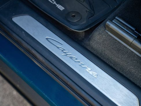 Certified 2026 Porsche Cayenne Coupe AWD/4WD image 12