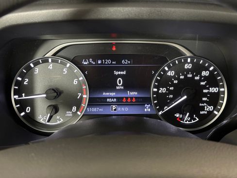 Used 2023 Nissan Titan SV image 12