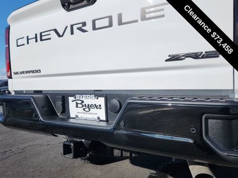 Used 2025 Chevrolet Silverado 2500 ZR2 w/ Technology Package image 30