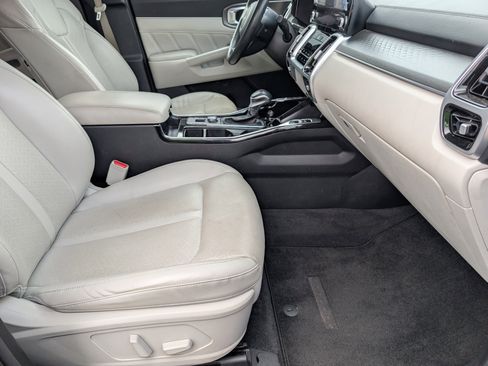 Used 2022 Kia Sorento SX image 30