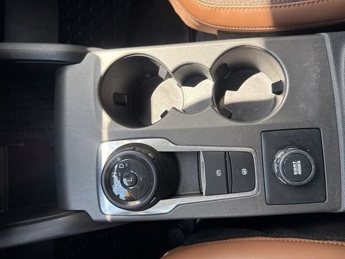 Used 2025 Ford Bronco Sport Outer Banks w/ Outer Banks Tech Package+ AWD/4WD image 15