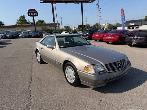 Used 1995 Mercedes-Benz SL 500 image 2