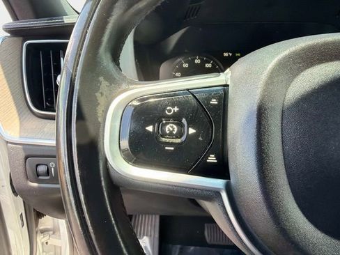 Used 2018 Volvo XC60 T6 Inscription w/ Luxury Seat Package AWD/4WD image 29