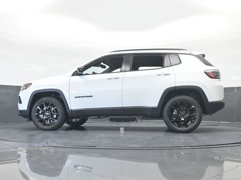 New 2026 Jeep Compass Latitude image 50