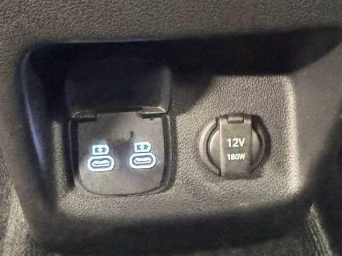 Used 2025 Genesis GV80 2.5T Standard AWD/4WD image 27