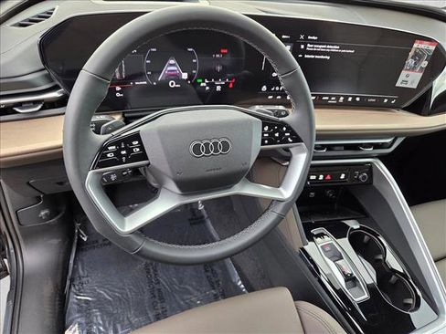 New 2025 Audi Q5 Premium Plus image 3