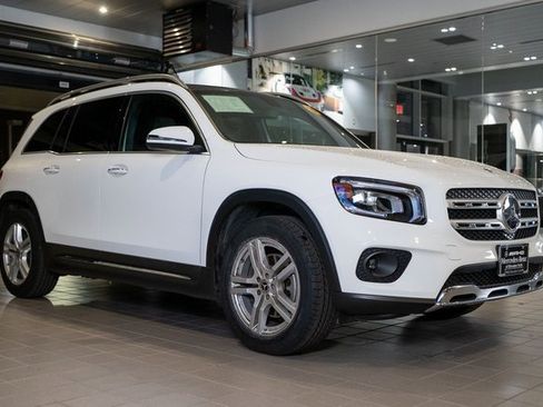 Certified 2021 Mercedes-Benz GLB 250 GLB 250 image 1