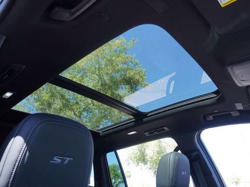 New 2026 Buick Enclave Sport Touring w/ Power Package image 14