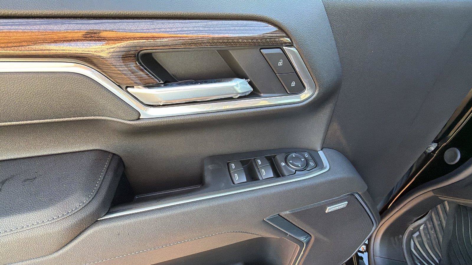 New 2026 Chevrolet Silverado 1500 RST AWD/4WD image 15