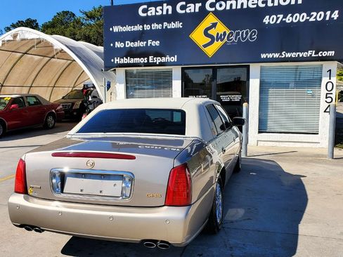 Used 2004 Cadillac De Ville DHS w/ Equipment Group image 11