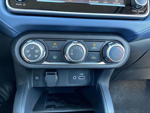 New 2025 Nissan Versa SV w/ Trunk Package image 21