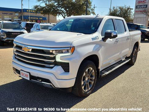 Used 2024 Chevrolet Silverado 1500 High Country w/ Z71 Off-Road Package image 1
