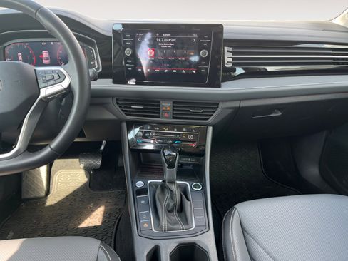 Certified 2025 Volkswagen Jetta SEL image 13