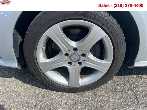 Used 2016 Mercedes-Benz E 350 4MATIC Sedan image 10