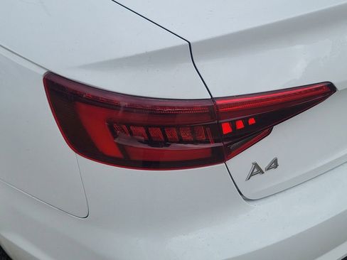 Used 2017 Audi A4 2.0T Premium image 13