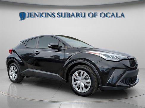 Used 2021 Toyota C-HR LE image 2