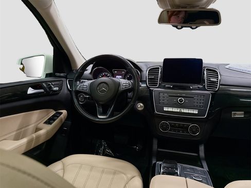 Used 2019 Mercedes-Benz GLS 450 4MATIC image 24