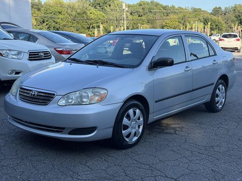 Used 2005 Toyota Corolla CE FWD image 1