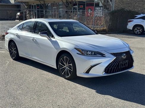 Certified 2024 Lexus ES 350 w/ Premium Package image 3