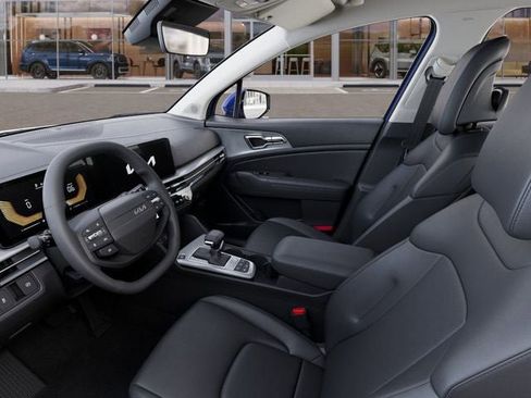 New 2026 Kia Sportage EX image 17