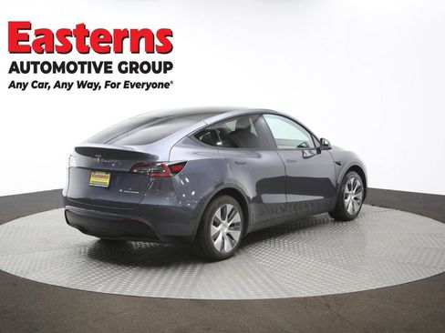 Used 2020 Tesla Model Y Long Range image 37
