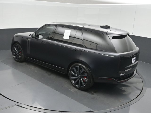 Used 2024 Land Rover Range Rover SV AWD/4WD image 49