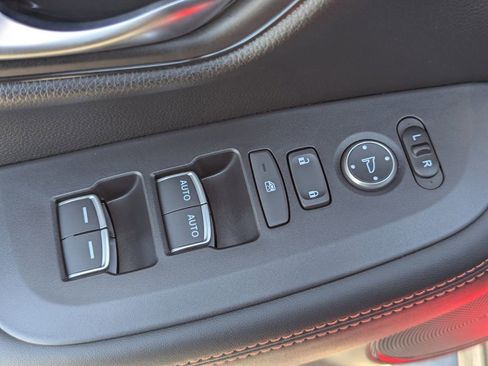 New 2026 Honda HR-V Sport image 13
