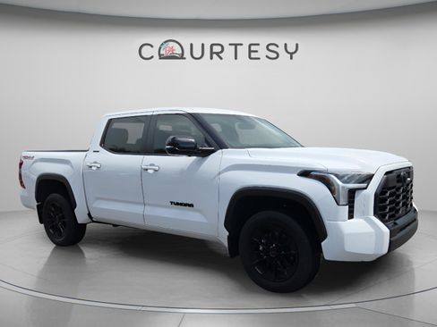 Certified 2025 Toyota Tundra Limited w/ TRD Off-Road Package AWD/4WD image 7