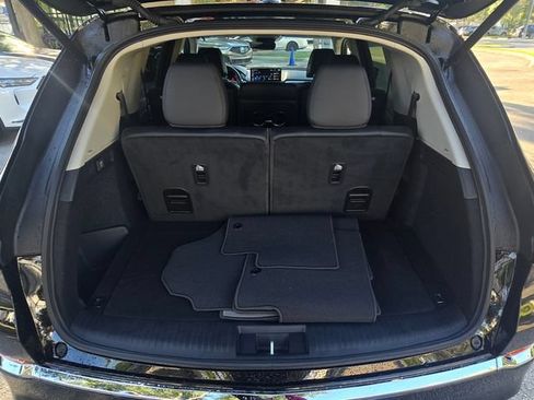 Used 2026 Acura MDX FWD image 32