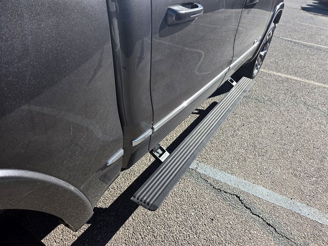Used 2023 RAM 1500 Limited AWD/4WD image 11