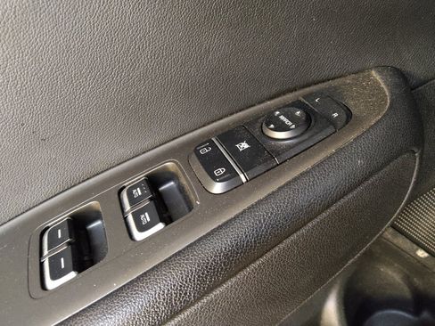 Used 2019 Kia Optima S FWD image 27