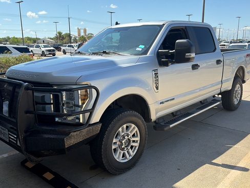 Used 2019 Ford F250 XL w/ STX Appearance Package AWD/4WD image 1