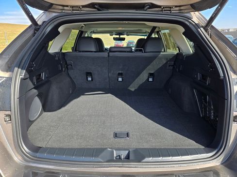 Used 2022 Subaru Outback Limited image 32