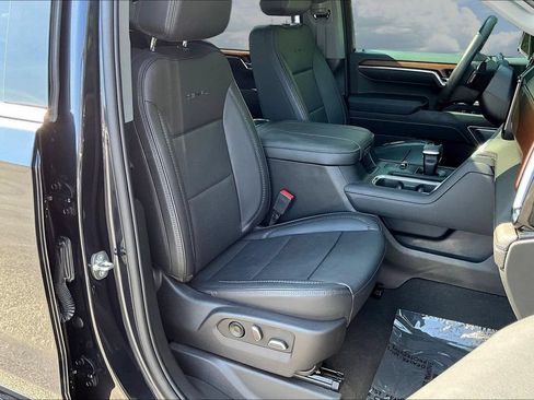Used 2023 GMC Sierra 1500 Denali AWD/4WD image 32
