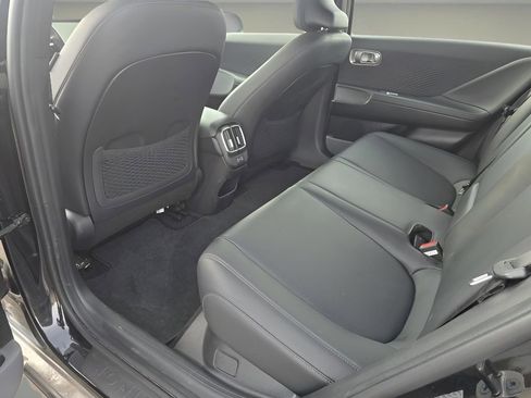 Used 2023 Hyundai Ioniq 6 SEL image 13