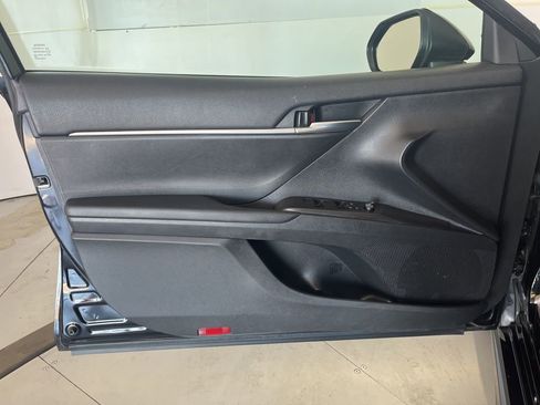 Used 2023 Toyota Camry SE FWD image 26