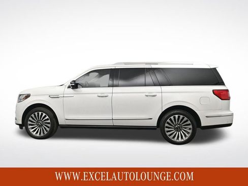 Used 2021 Lincoln Navigator L Reserve w/ Luxury Package image 3