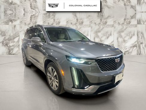 Used 2021 Cadillac XT6 Premium Luxury image 3