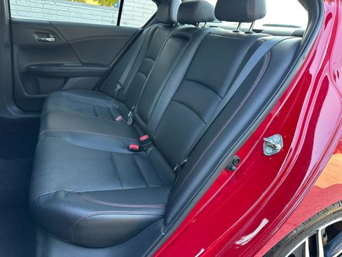 Used 2017 Honda Accord Sport Special Edition image 17
