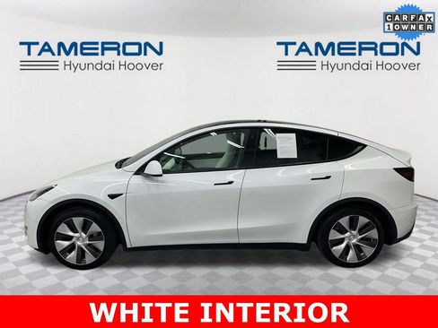 Used 2021 Tesla Model Y Long Range image 2