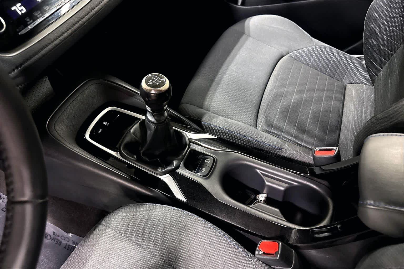 Used 2020 Toyota Corolla SE FWD image 17