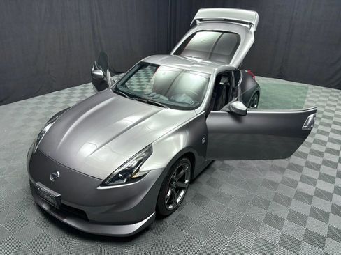 Used 2013 Nissan 370Z NISMO w/ Bose Pkg image 20