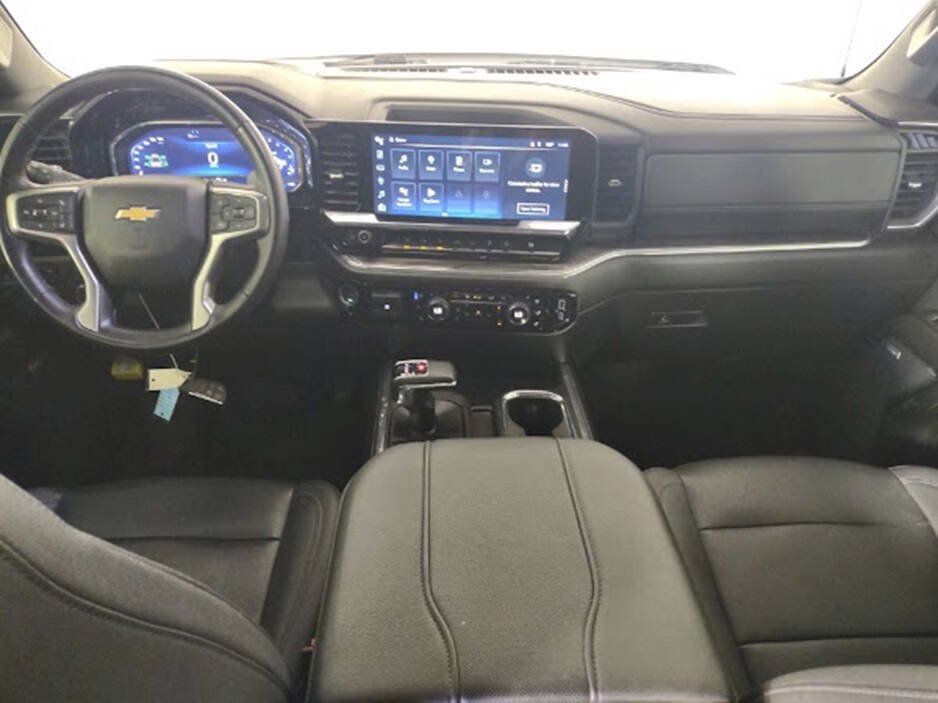 Used 2023 Chevrolet Silverado 1500 LTZ w/ LTZ Convenience Package II AWD/4WD image 16